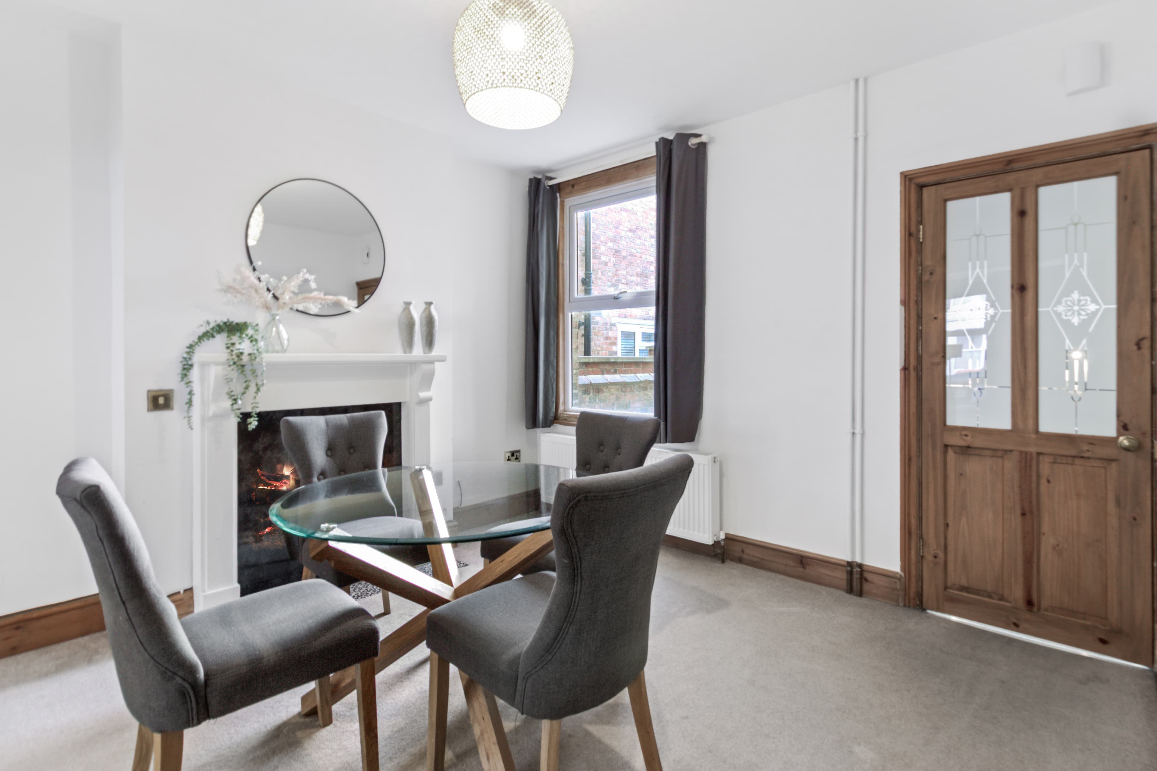 3 Bed House — Bedford — photo 4 of 22